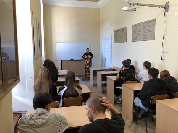 Гостьова лекція доцента к.п.н. Олександра ОМЕЛЬЧУКА Цифрові трансформації в освіті досвід професіоналів для майбутніх педагогів