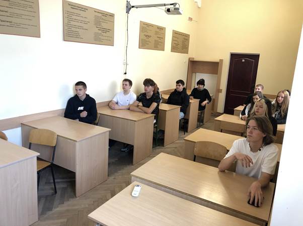Гостьова лекція доцента к.п.н. Олександра ОМЕЛЬЧУКА Цифрові трансформації в освіті досвід професіоналів для майбутніх педагогів